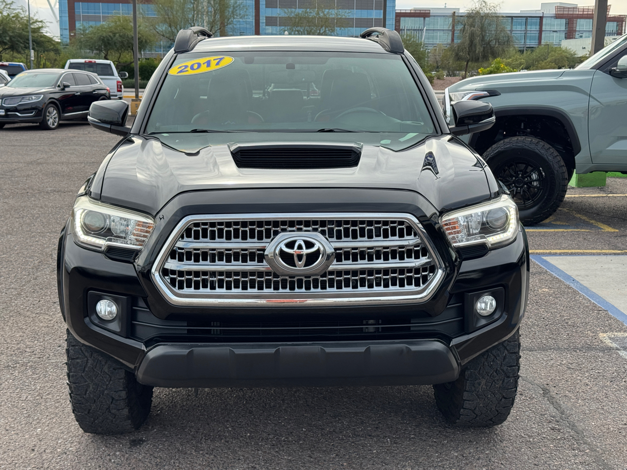 Toyota Tacoma  2017