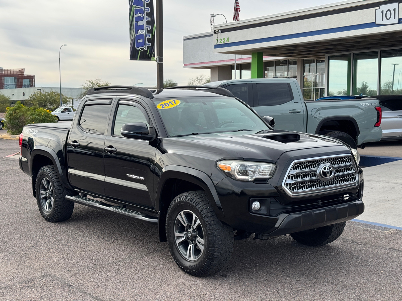 Toyota Tacoma  2017