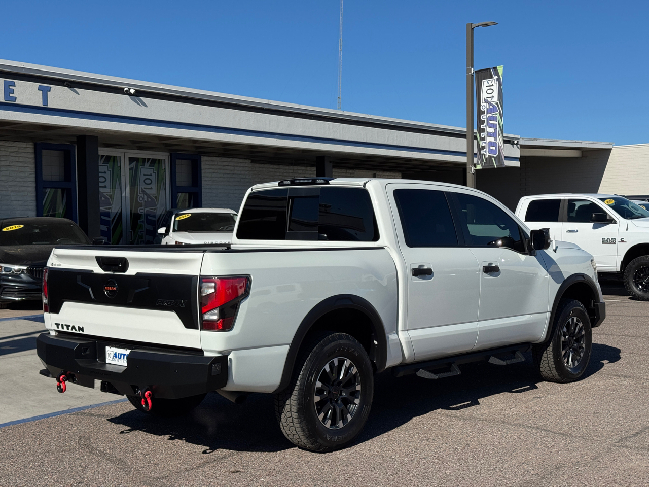 Nissan Titan PRO-4X Crew Cab 4WD SWB 2021