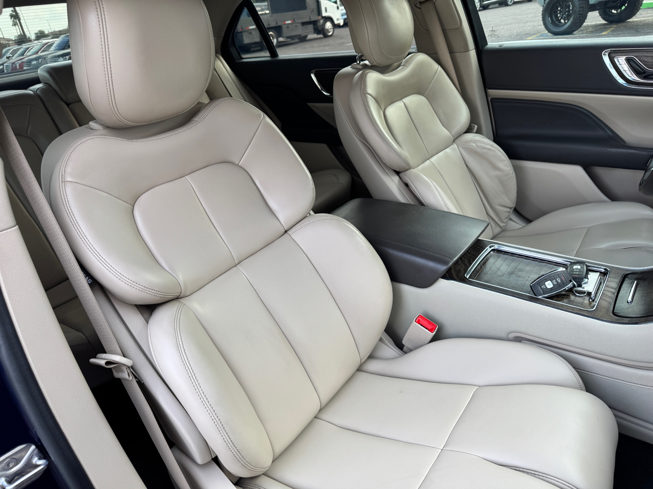 Lincoln Continental  2017