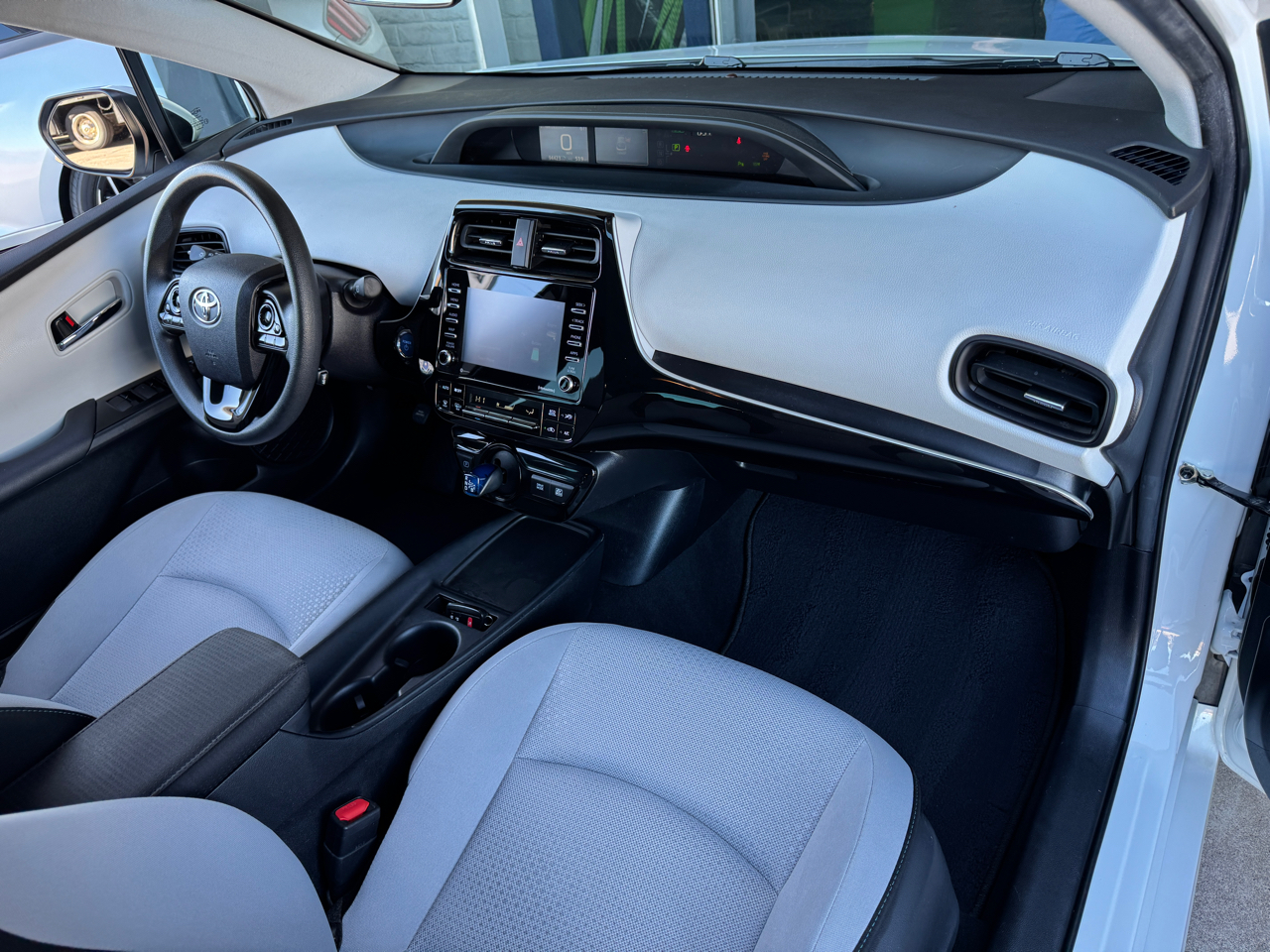 Toyota Prius L Eco 2022