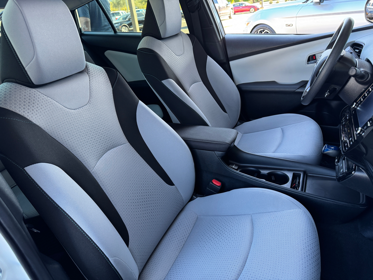 Toyota Prius L Eco 2022