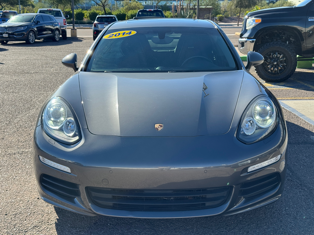 Porsche Panamera Base 2014