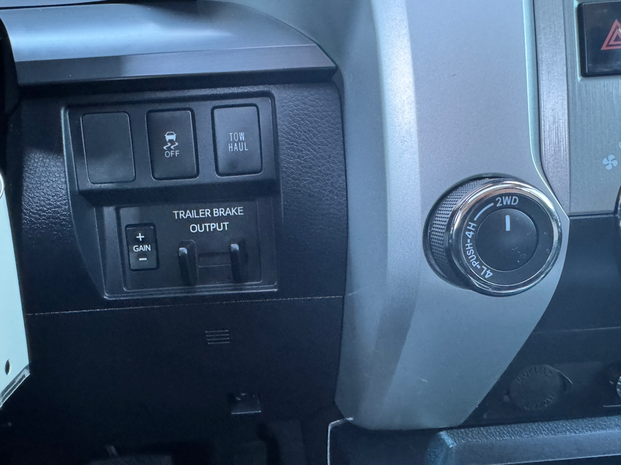 Toyota Tundra SR5 2019