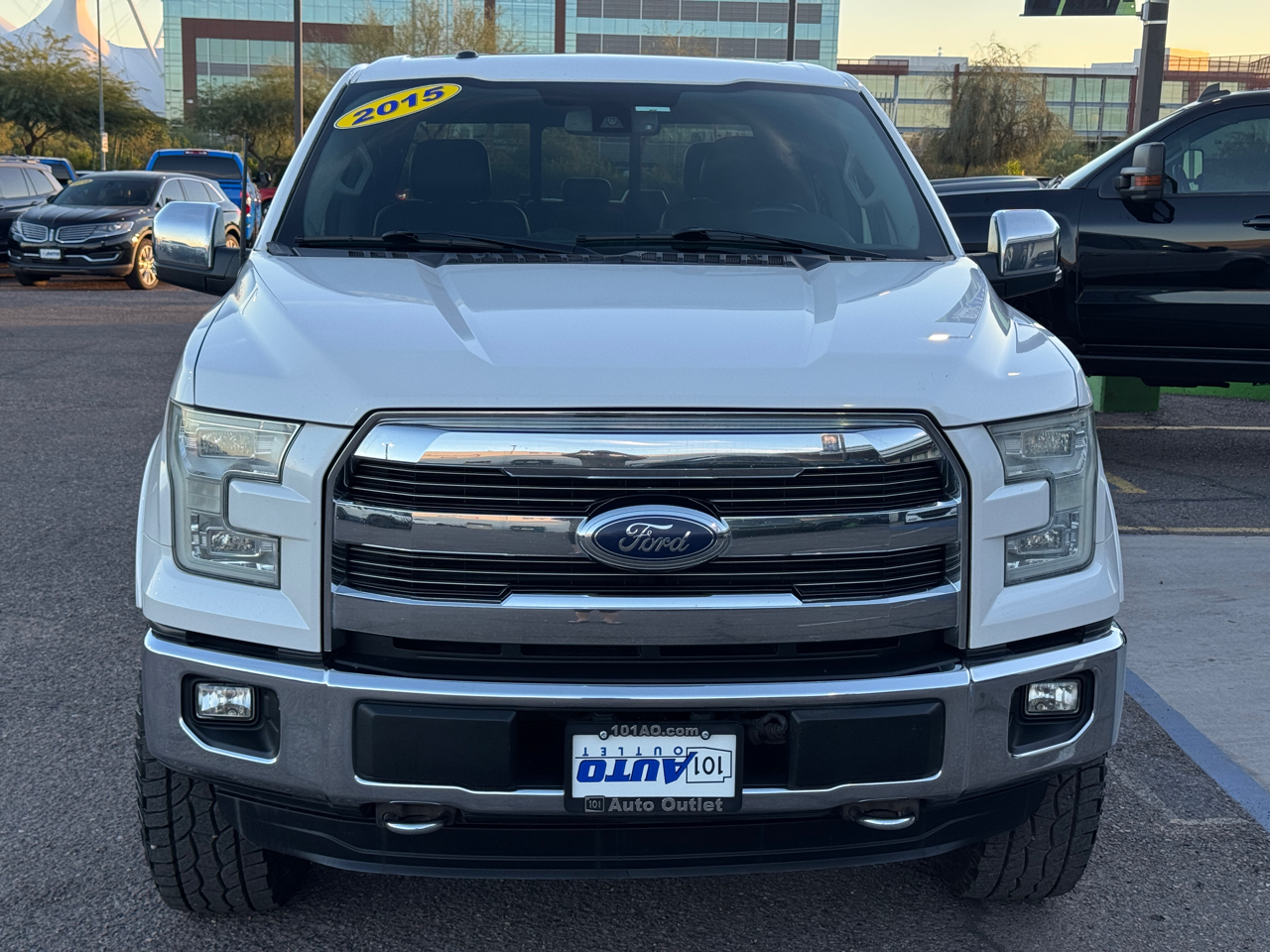 Ford F-150 Lariat SuperCab 5.5-ft Box 4WD 2015