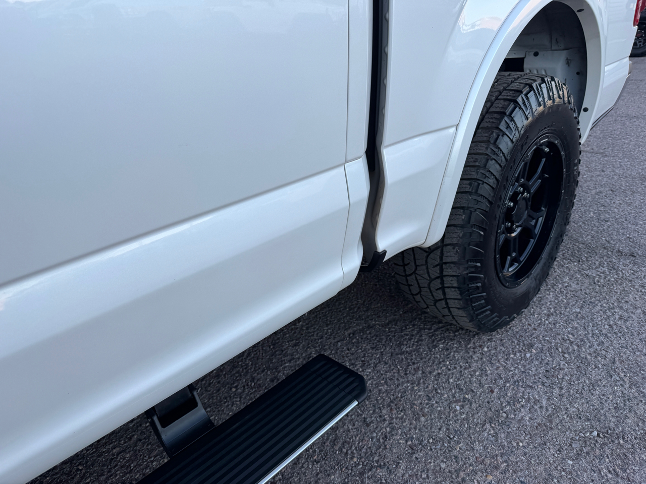 Ford F-150 Lariat SuperCab 5.5-ft Box 4WD 2015