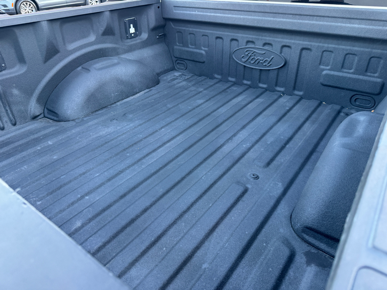 Ford F-150 Lariat SuperCab 5.5-ft Box 4WD 2015