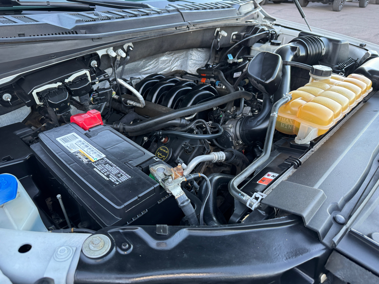 Ford F-150 Lariat SuperCab 5.5-ft Box 4WD 2015