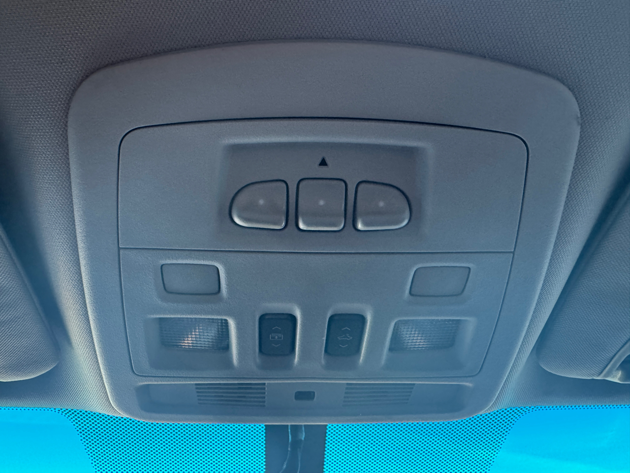 Cadillac CTS-V Sedan 4dr Sdn 2010