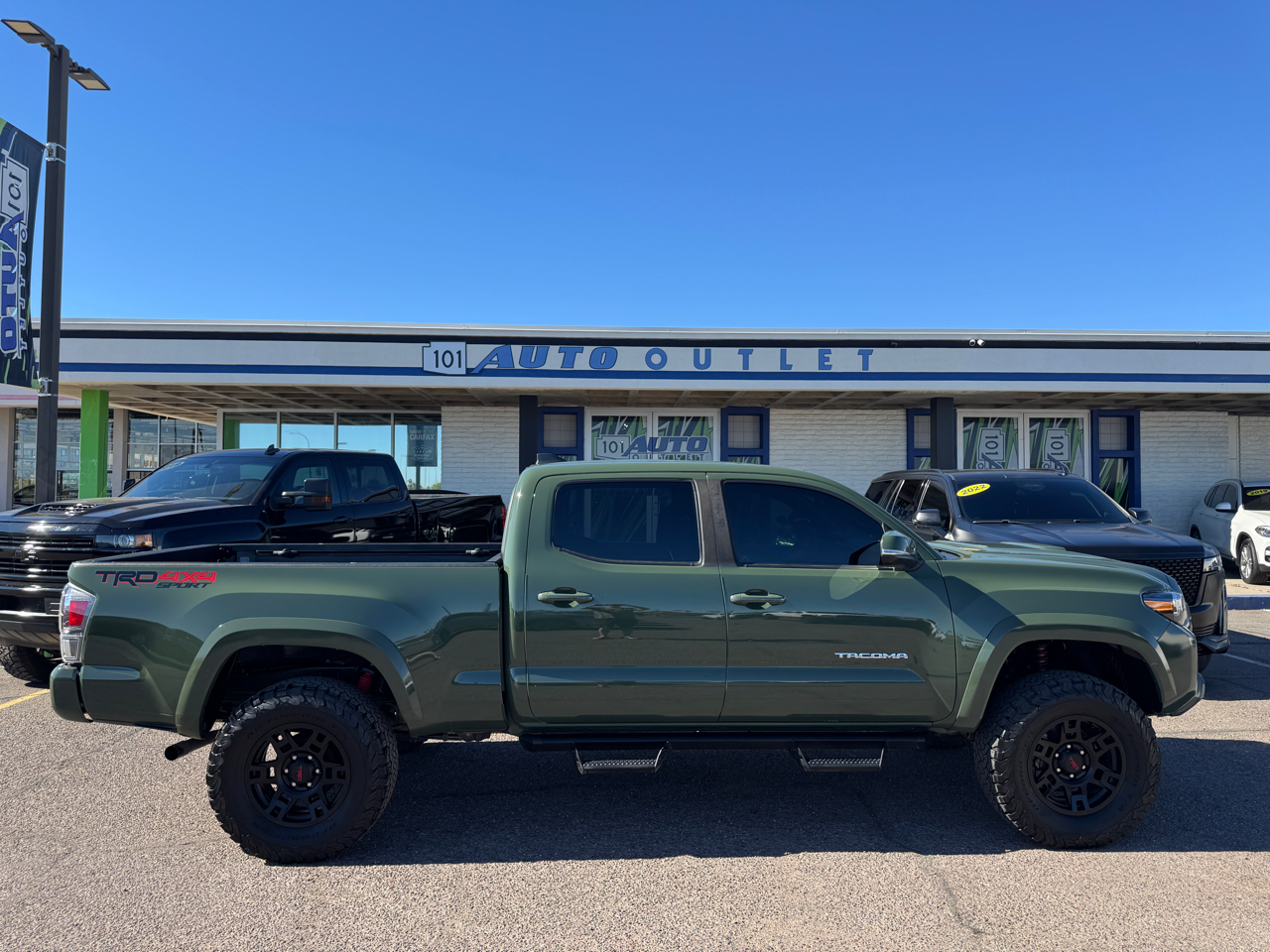Toyota Tacoma TRD Sport DblCab 4WD V6 LB at 2022