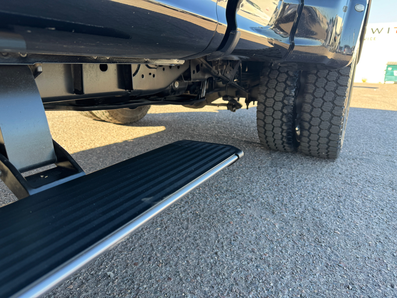 Ford F-450 SD Lariat Crew Cab 4WD DRW 2022