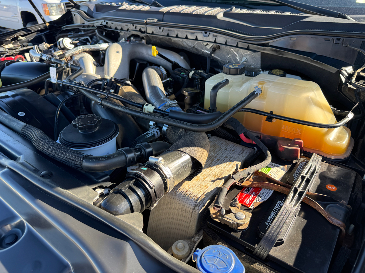 Ford F-450 SD Lariat Crew Cab 4WD DRW 2022