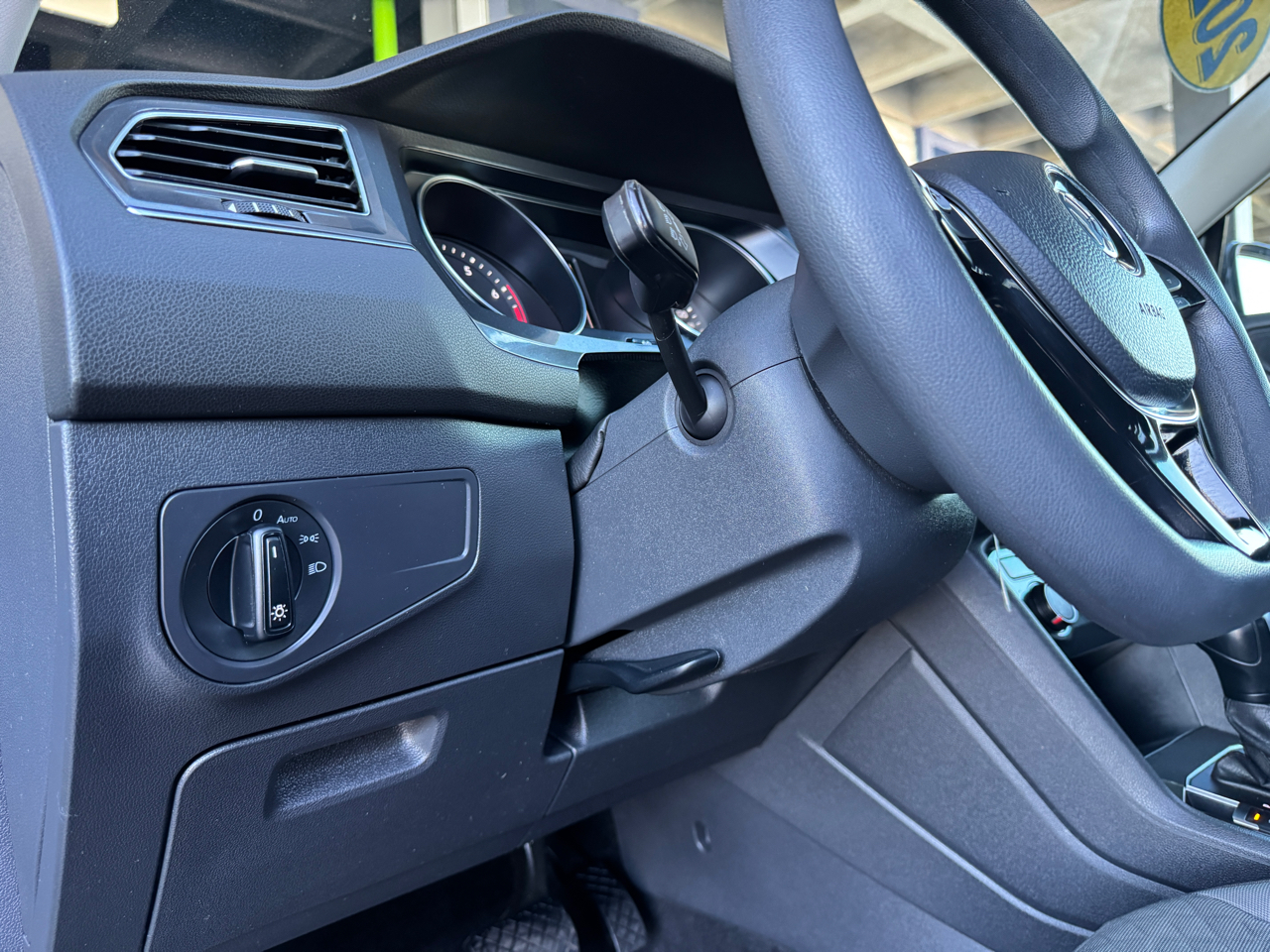 Volkswagen Tiguan  2021