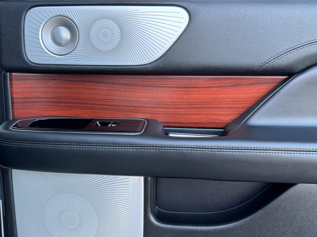 Lincoln Navigator Reserve 2021