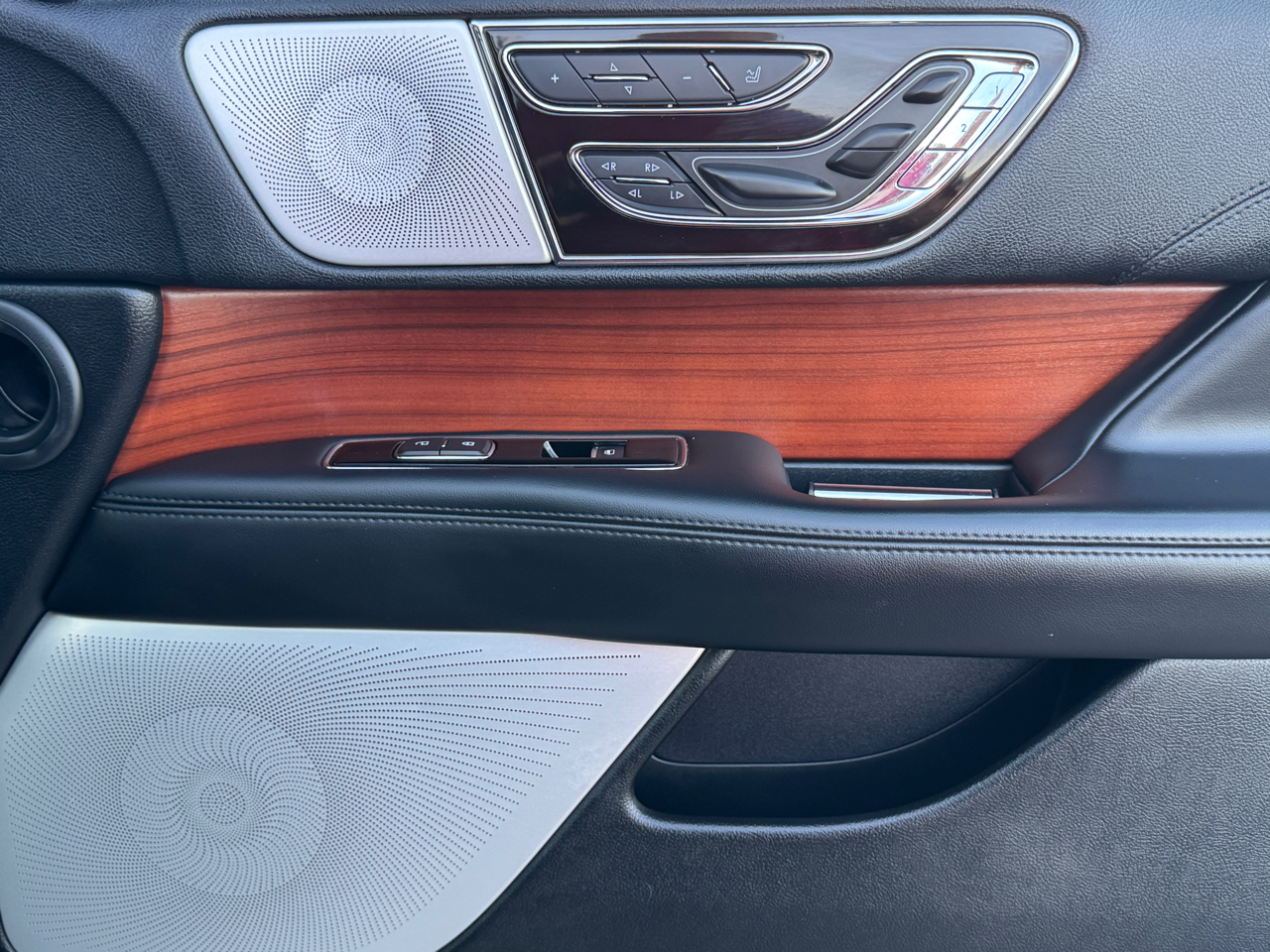 Lincoln Navigator Reserve 2021