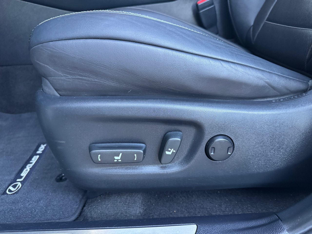 Lexus NX 200t F Sport 4D SUV FWD 2015