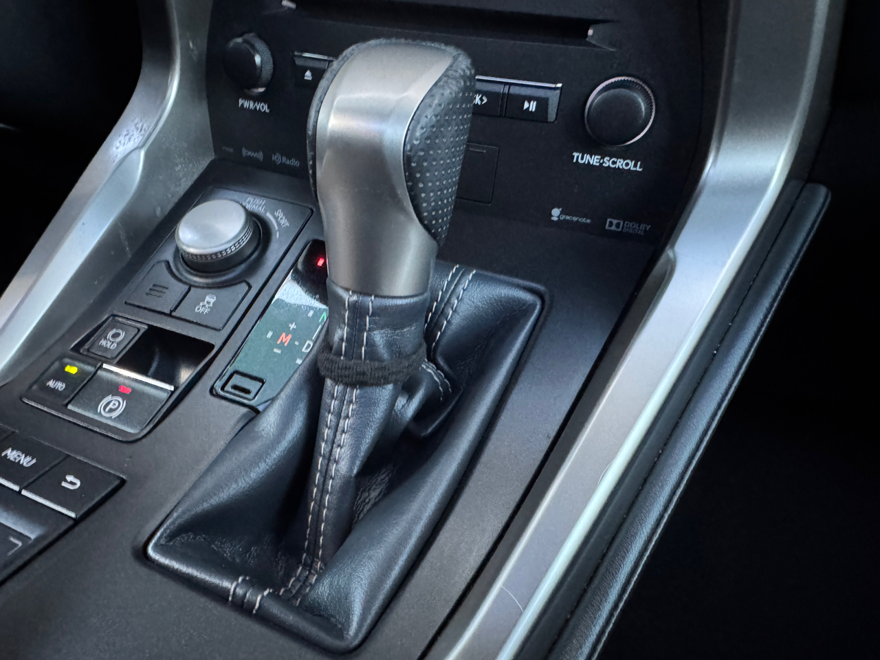 Lexus NX 200t F Sport 4D SUV FWD 2015