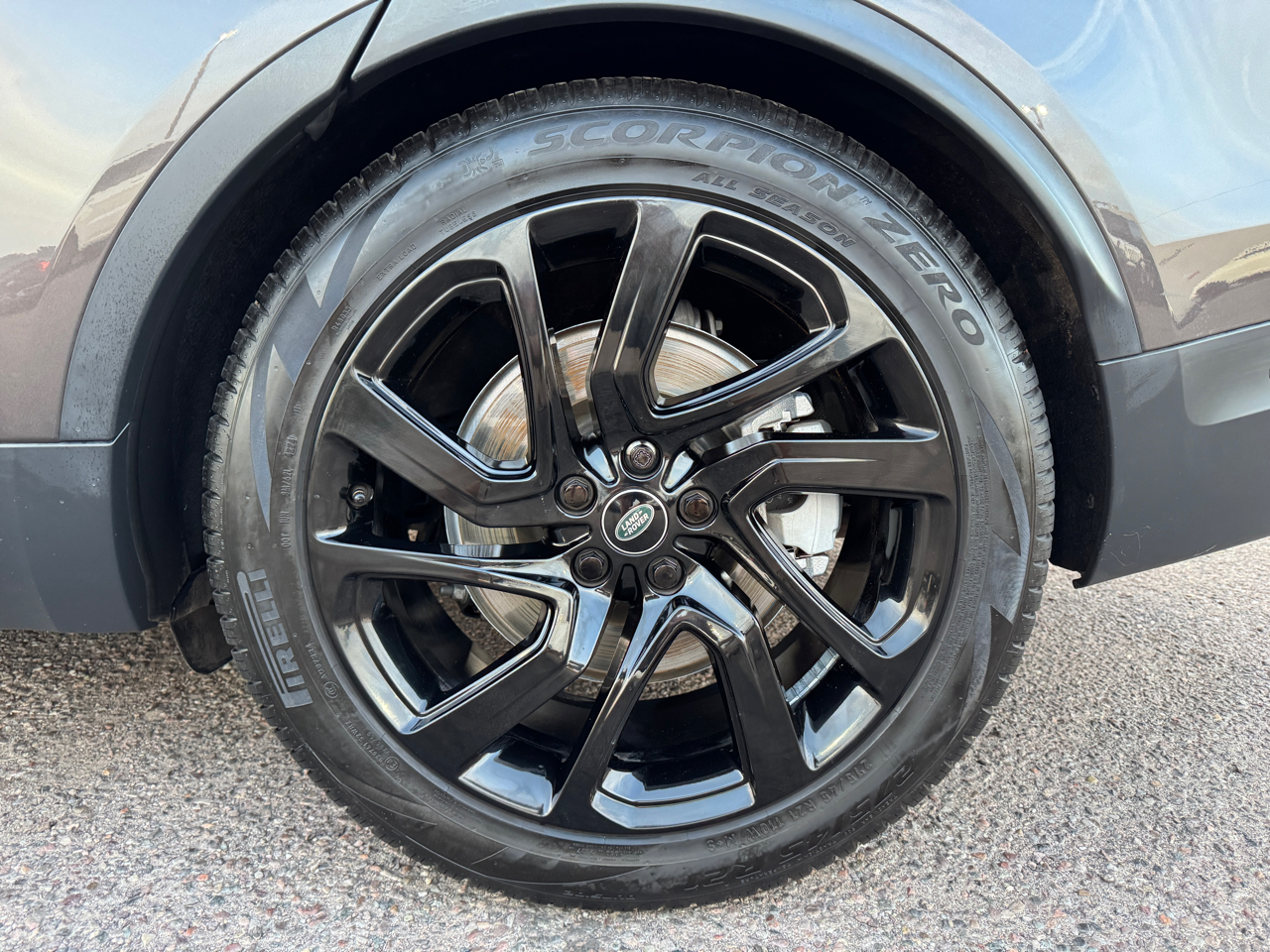 Land Rover Discovery  2021