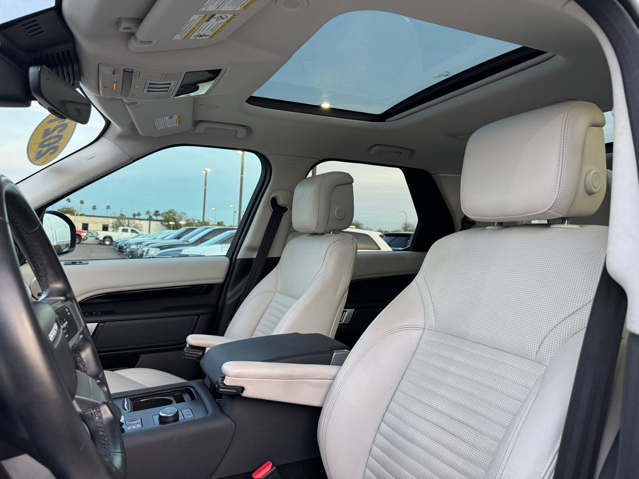 Land Rover Discovery  2021