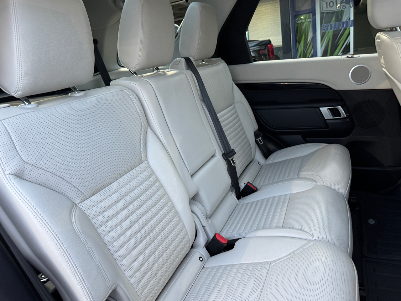 Land Rover Discovery  2021