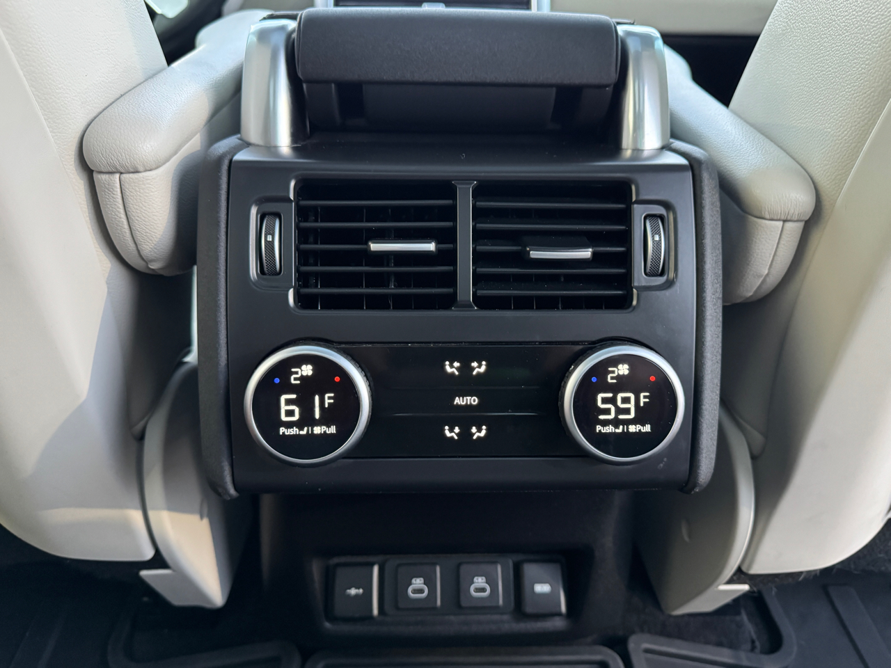 Land Rover Discovery  2021