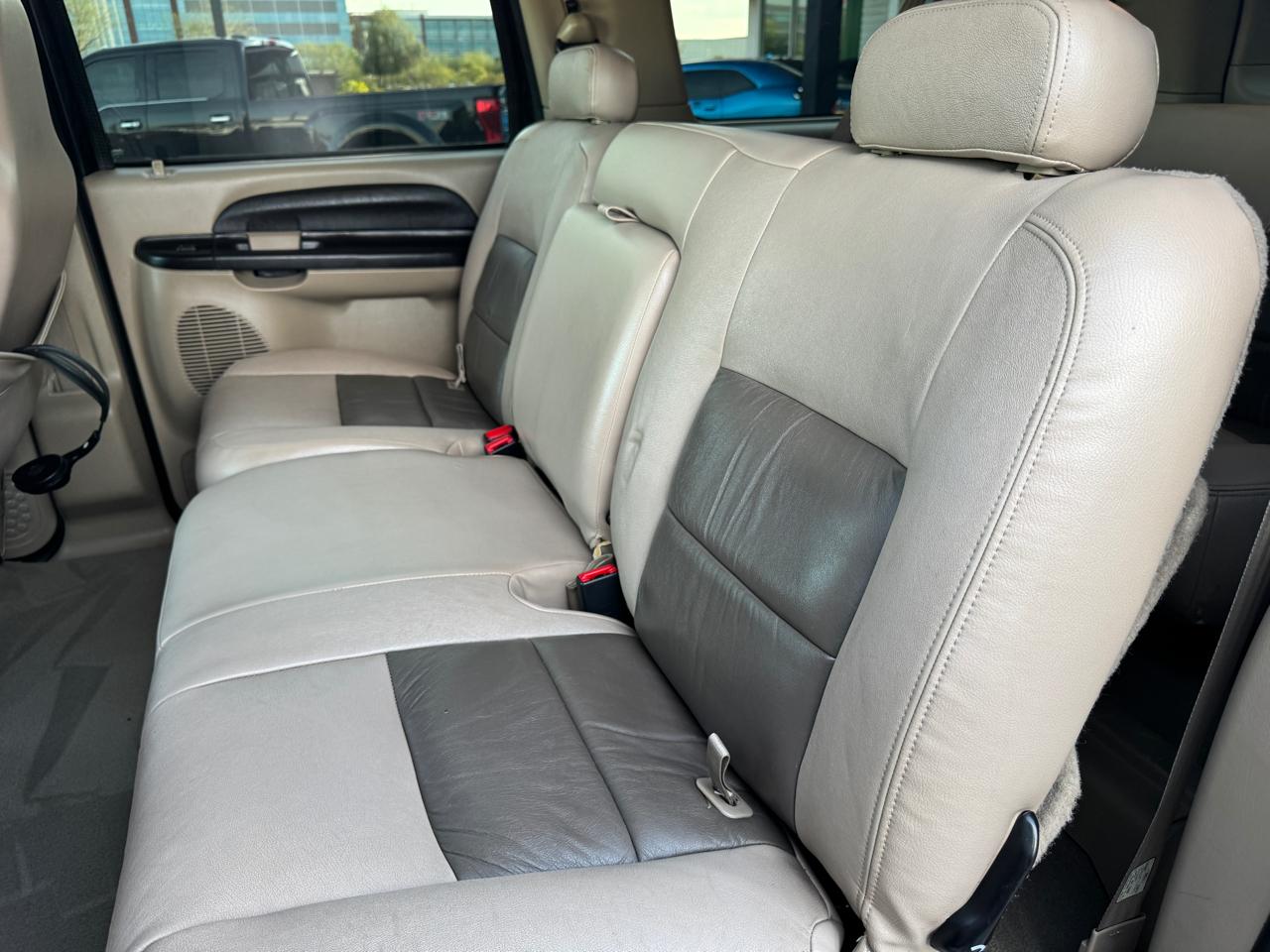 Ford Excursion XLT 6.0L 4WD 2005