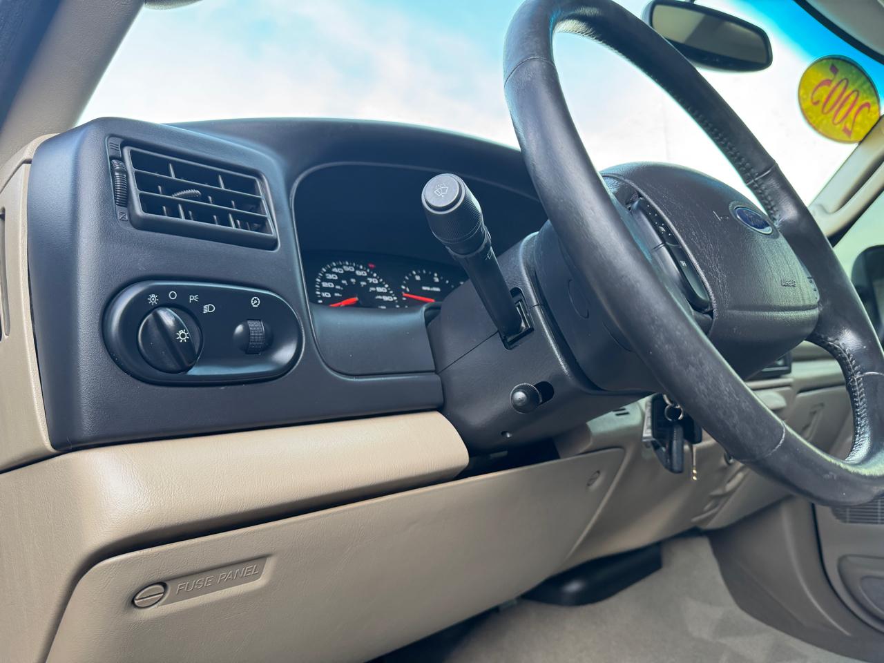 Ford Excursion XLT 6.0L 4WD 2005