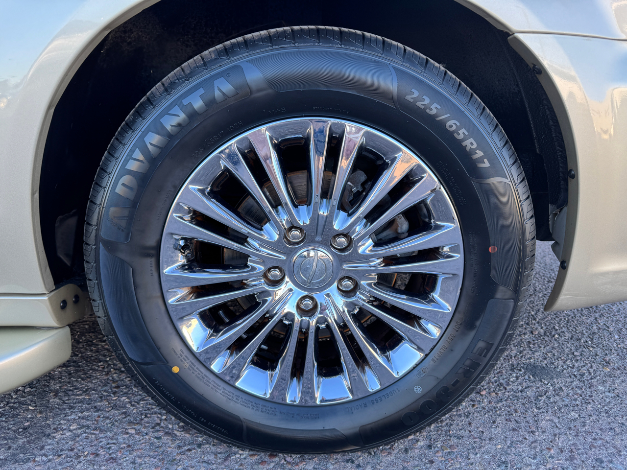 Chrysler Town & Country  2011