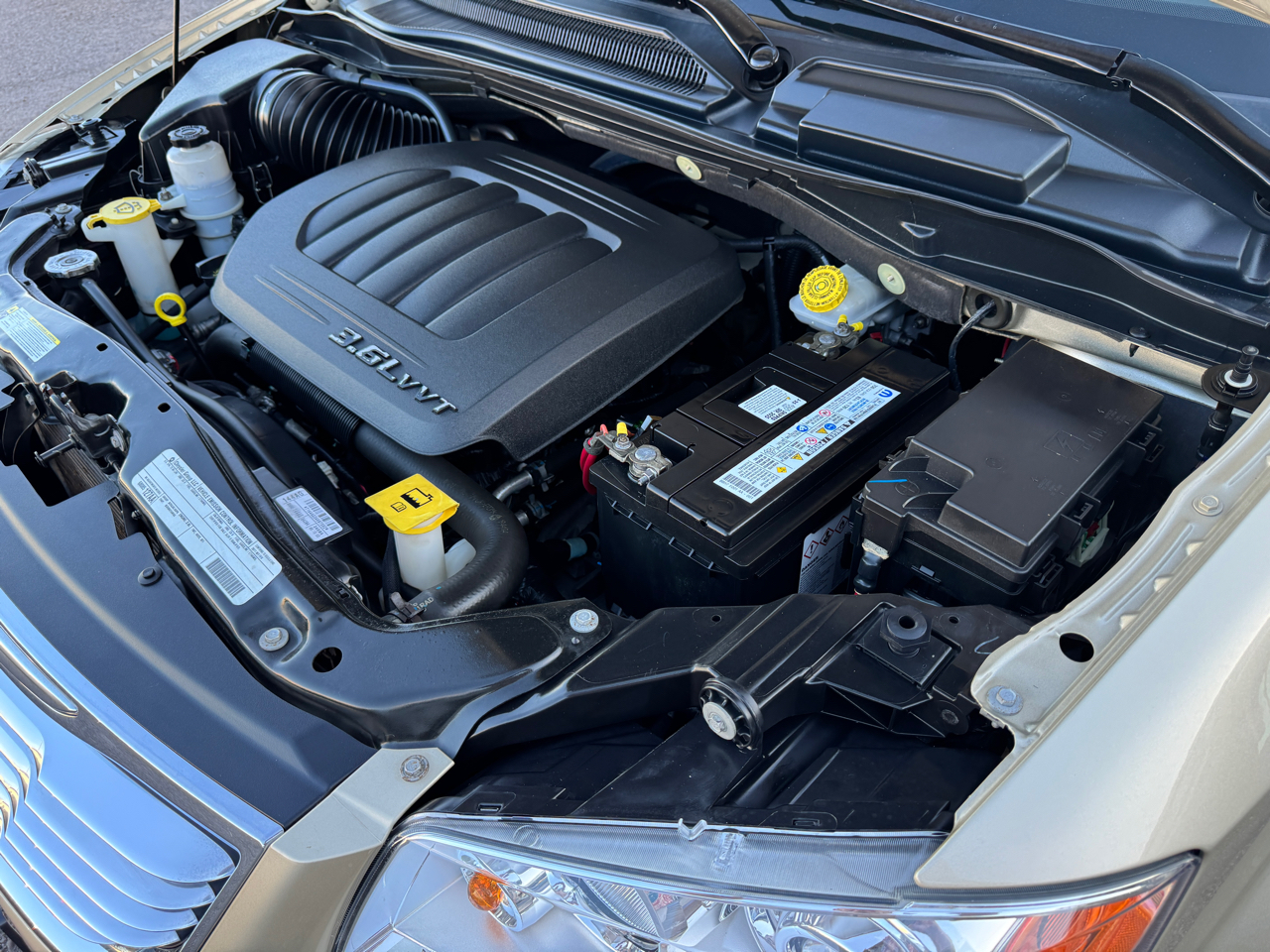 Chrysler Town & Country  2011