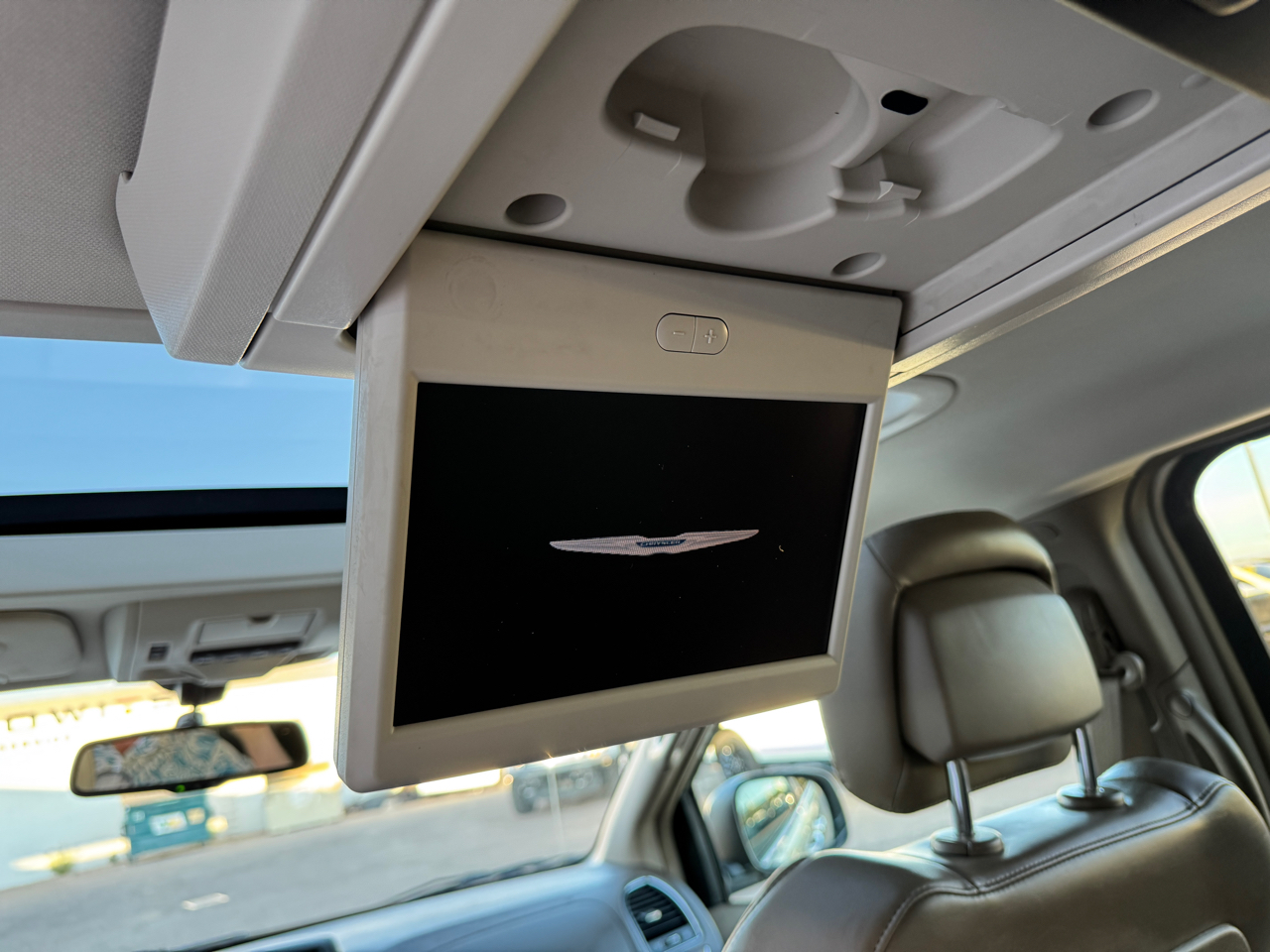 Chrysler Town & Country  2011