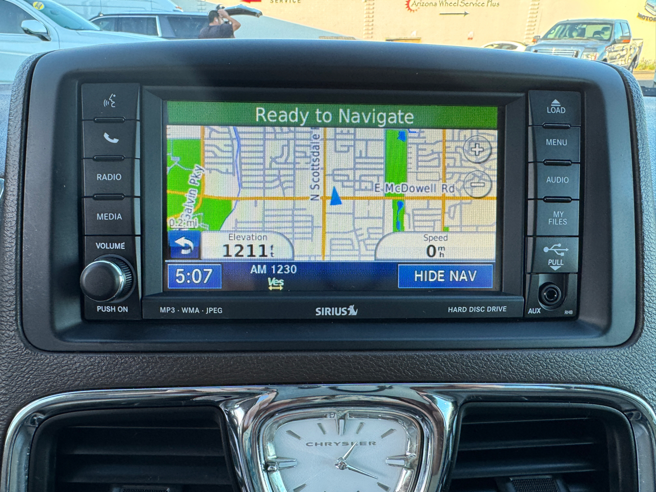 Chrysler Town & Country  2011