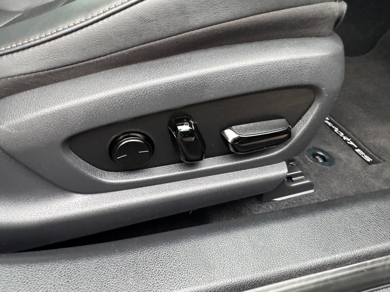 Lexus ES 350 F SPORT 2019