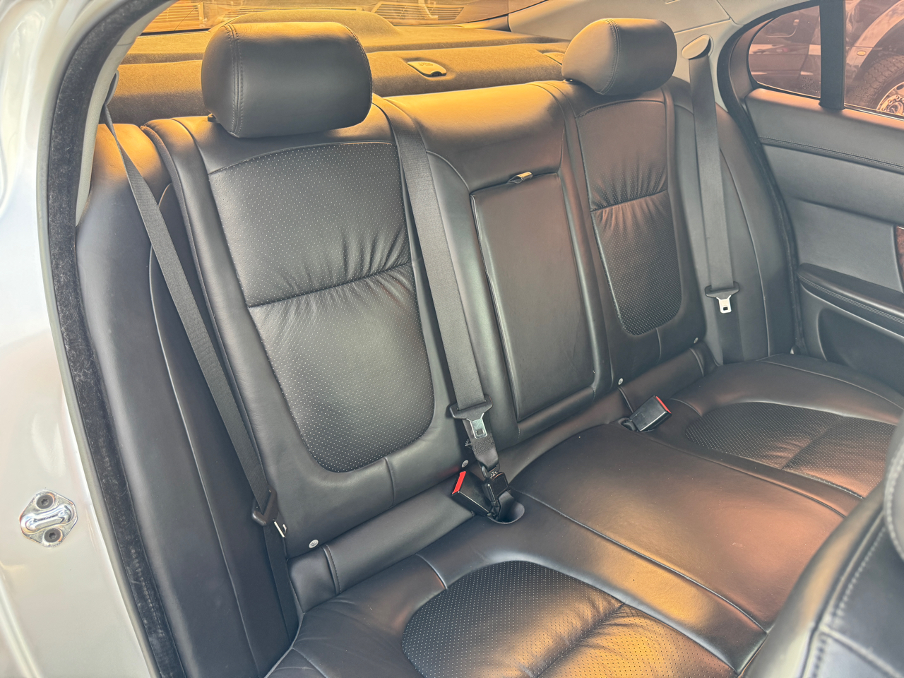 Jaguar XF-Series  2010