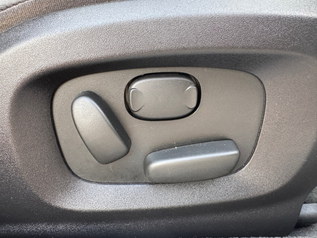 Jaguar XF-Series  2010