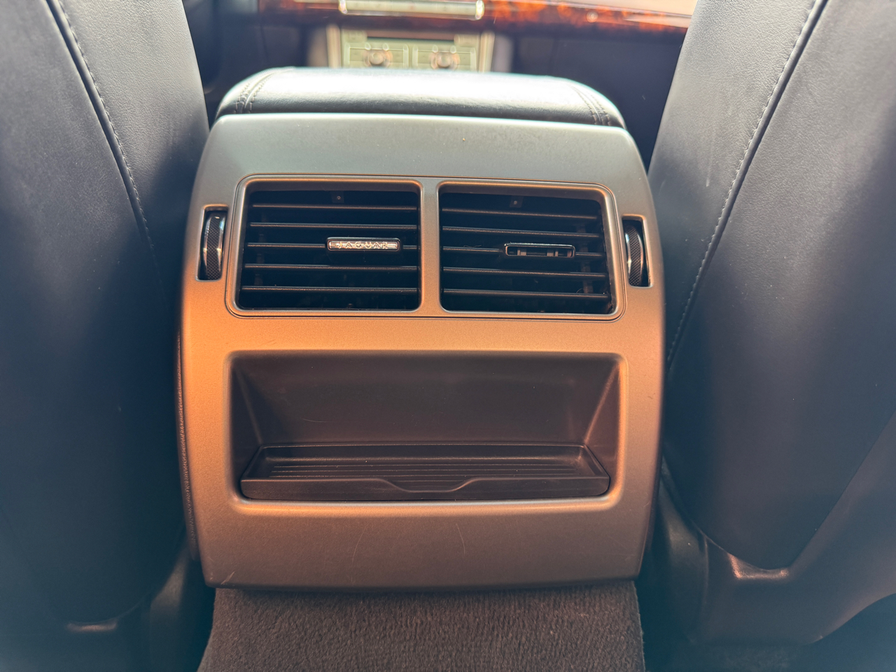 Jaguar XF-Series  2010