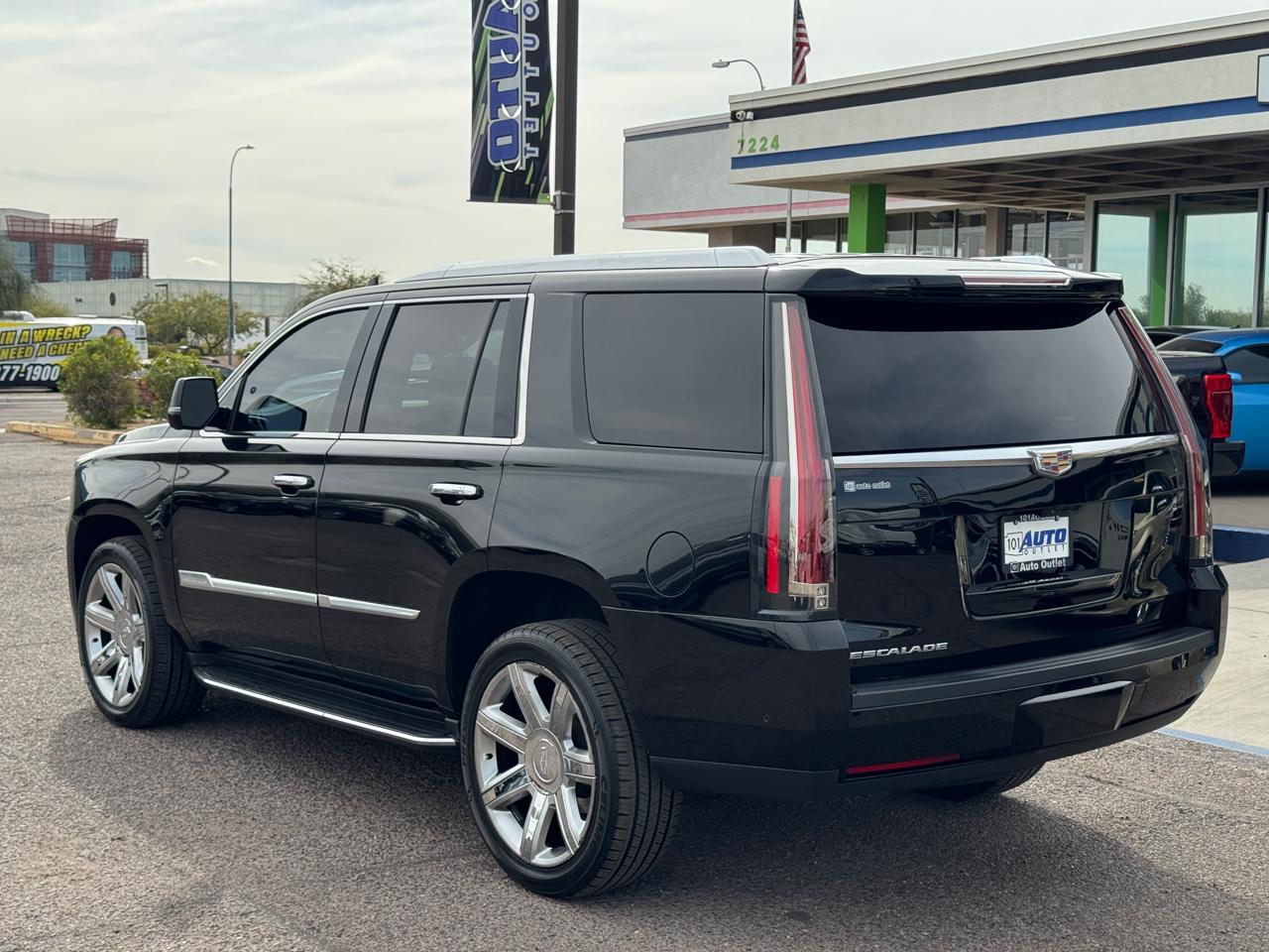 Cadillac Escalade 4WD 4dr Luxury 2019