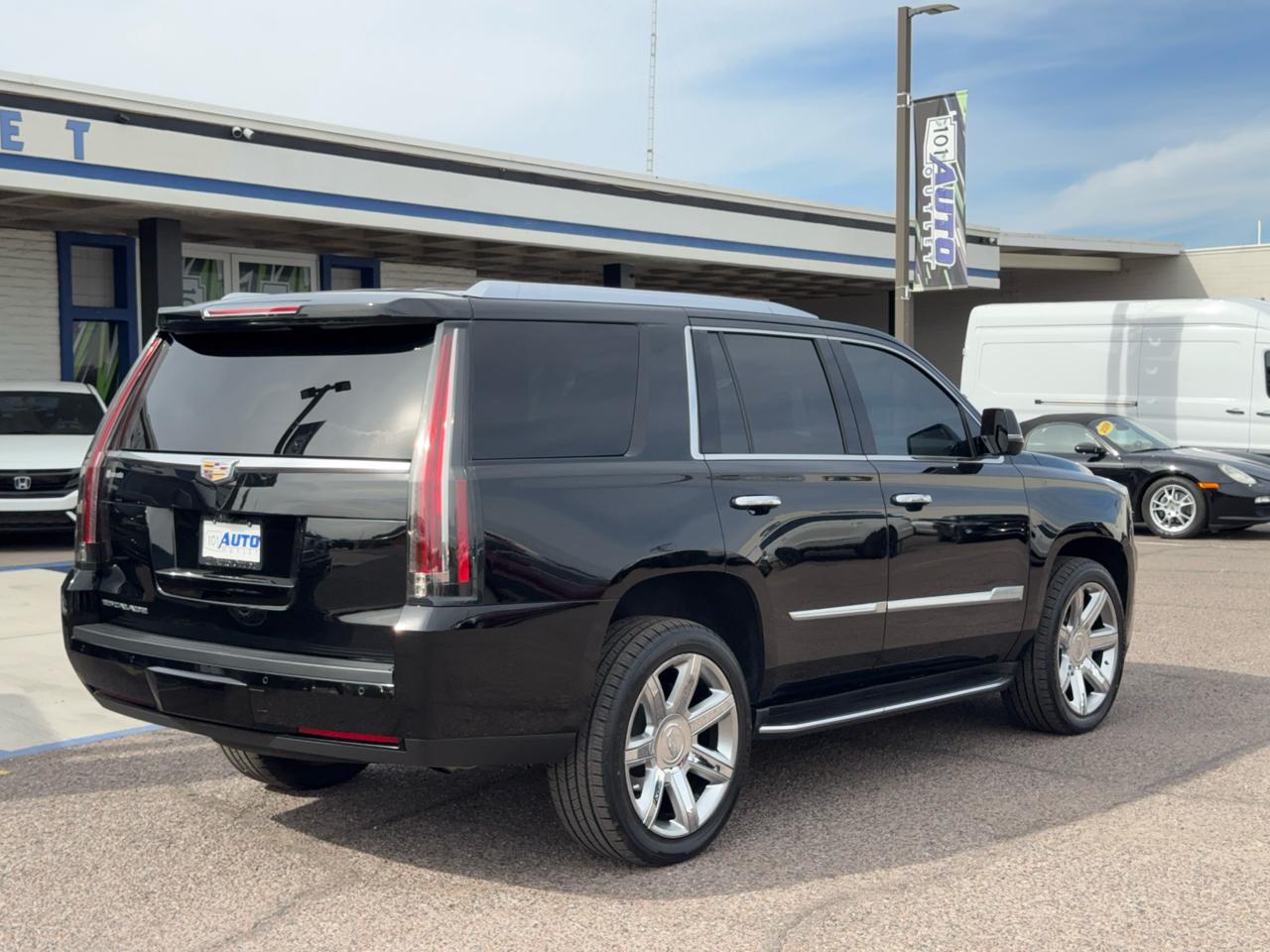 Cadillac Escalade 4WD 4dr Luxury 2019