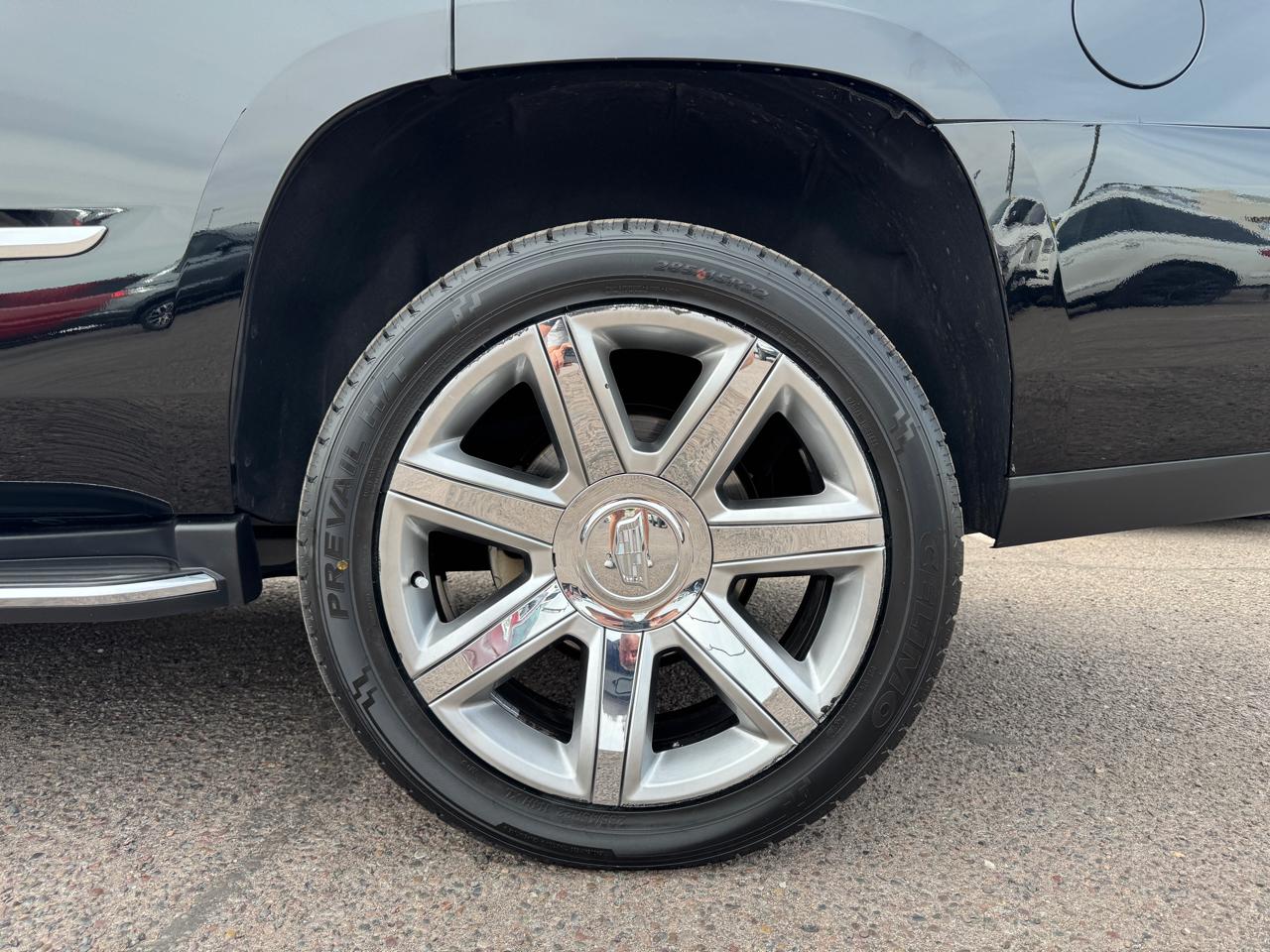 Cadillac Escalade 4WD 4dr Luxury 2019