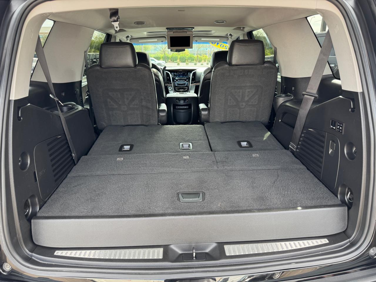 Cadillac Escalade 4WD 4dr Luxury 2019