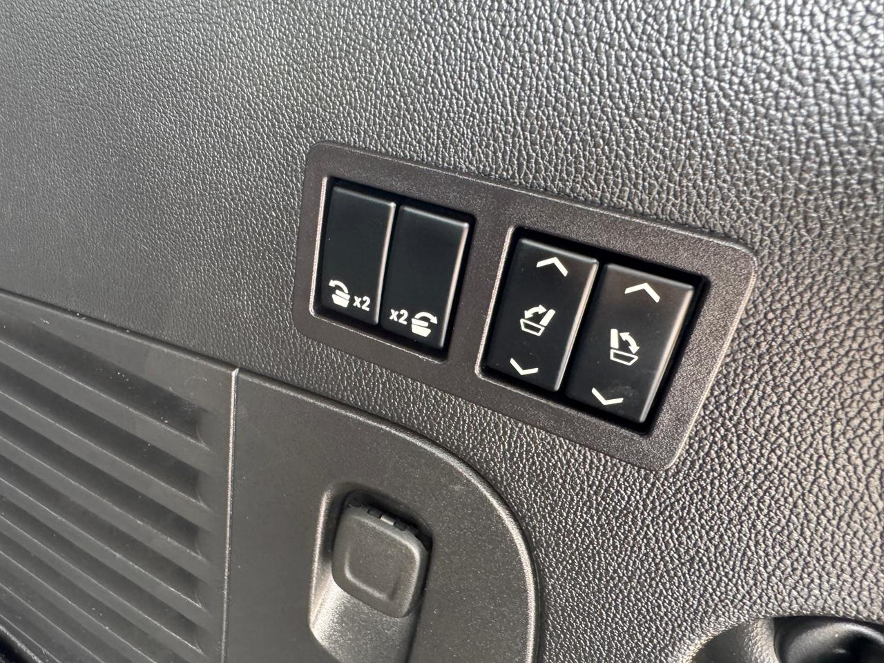 Cadillac Escalade 4WD 4dr Luxury 2019