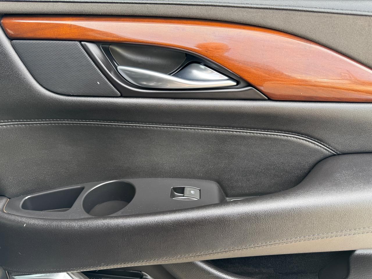 Cadillac Escalade 4WD 4dr Luxury 2019