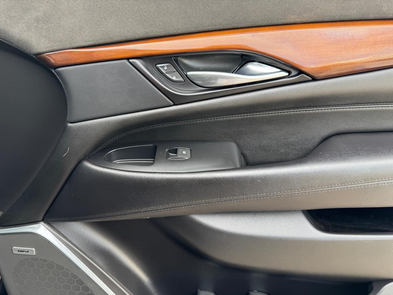 Cadillac Escalade 4WD 4dr Luxury 2019