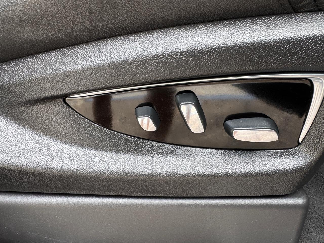 Cadillac Escalade 4WD 4dr Luxury 2019