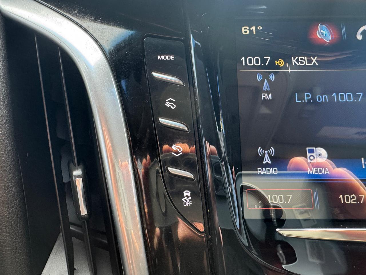 Cadillac Escalade 4WD 4dr Luxury 2019