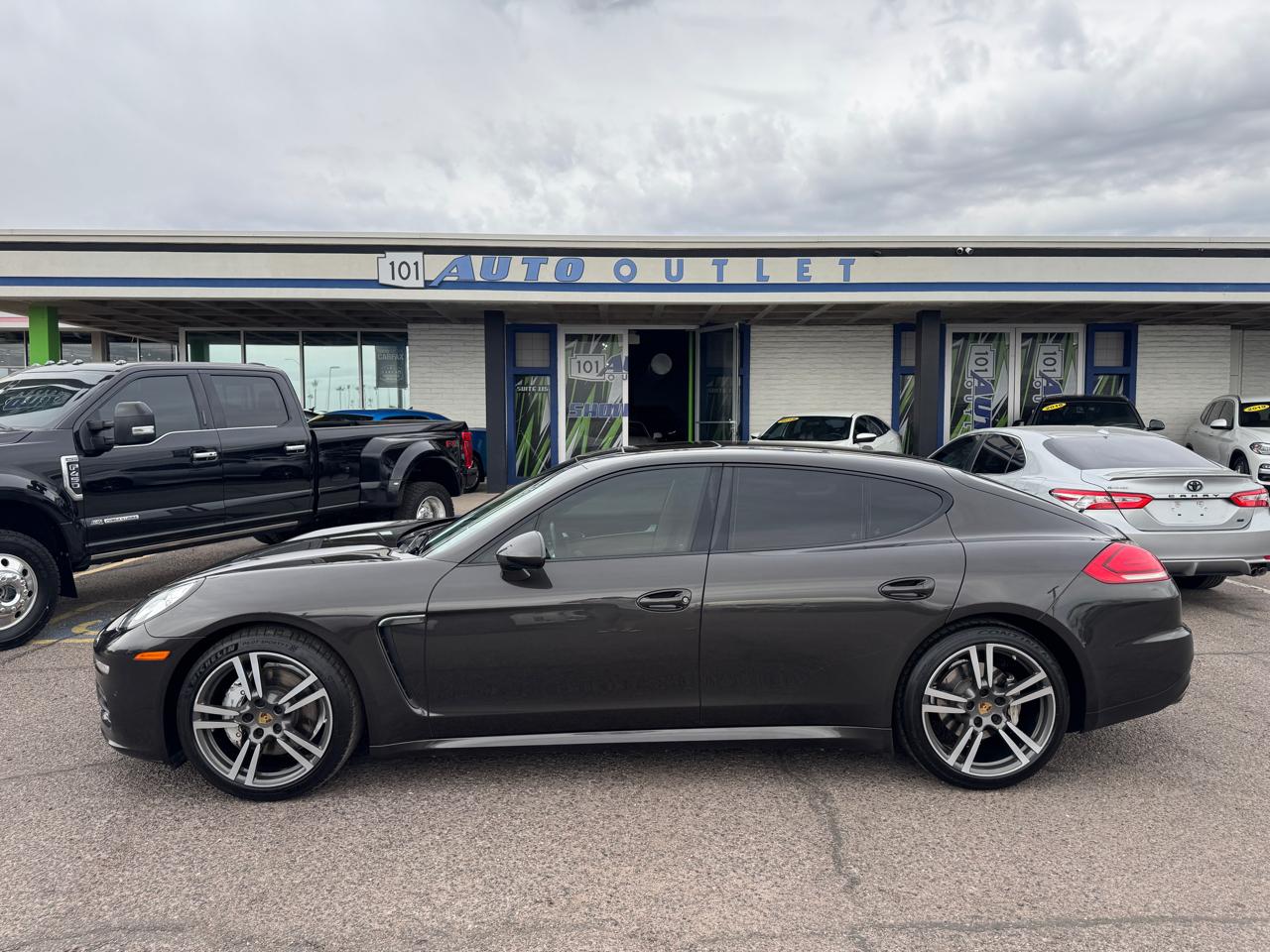 Porsche Panamera 4dr HB 4S 2015