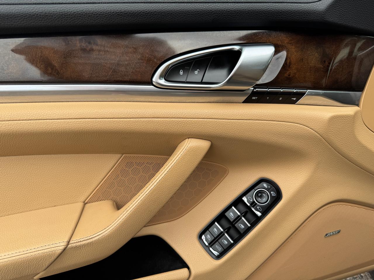 Porsche Panamera 4dr HB 4S 2015