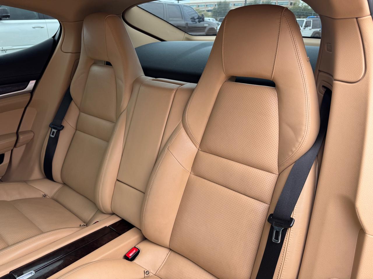 Porsche Panamera 4dr HB 4S 2015