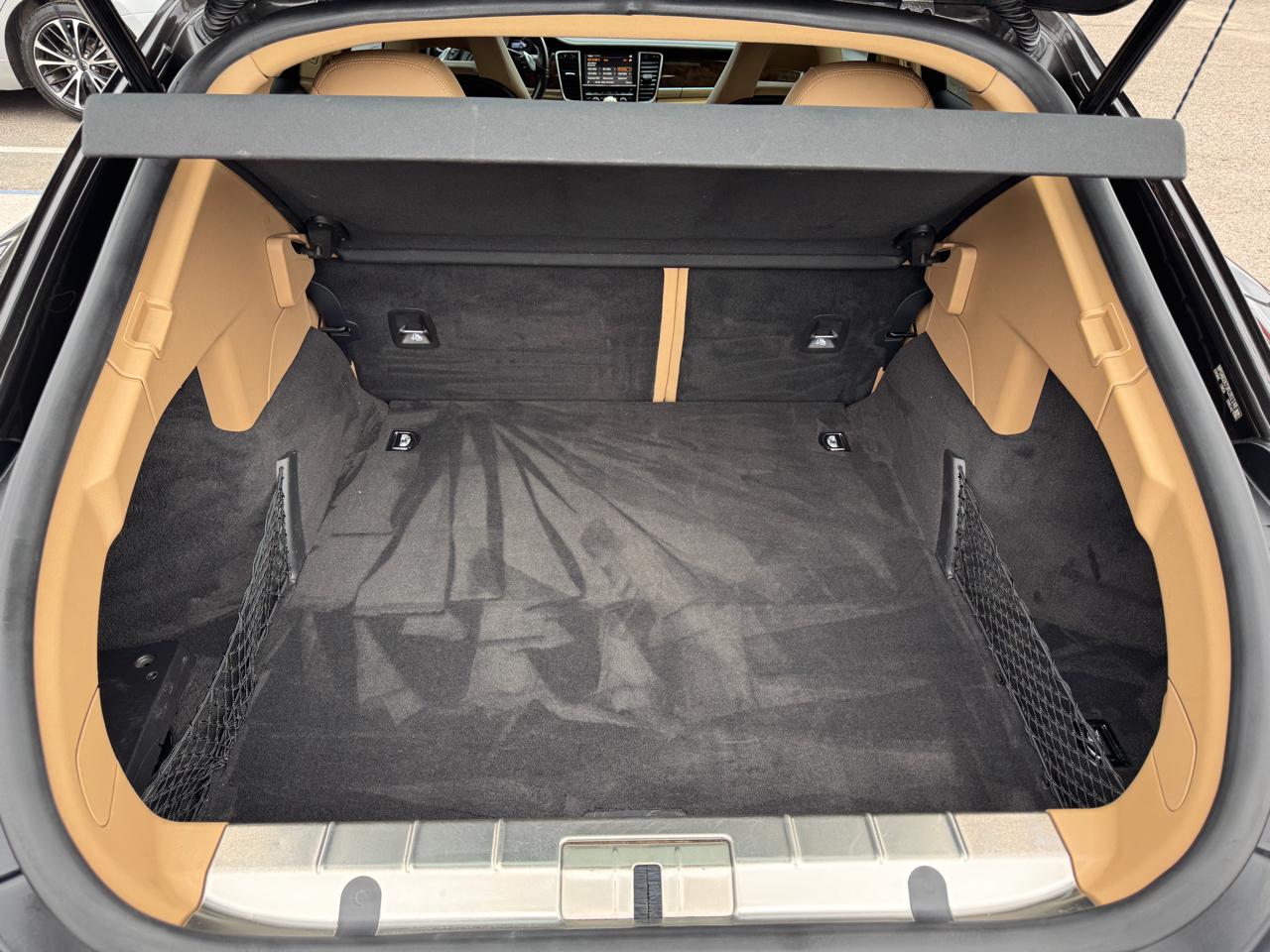 Porsche Panamera 4dr HB 4S 2015