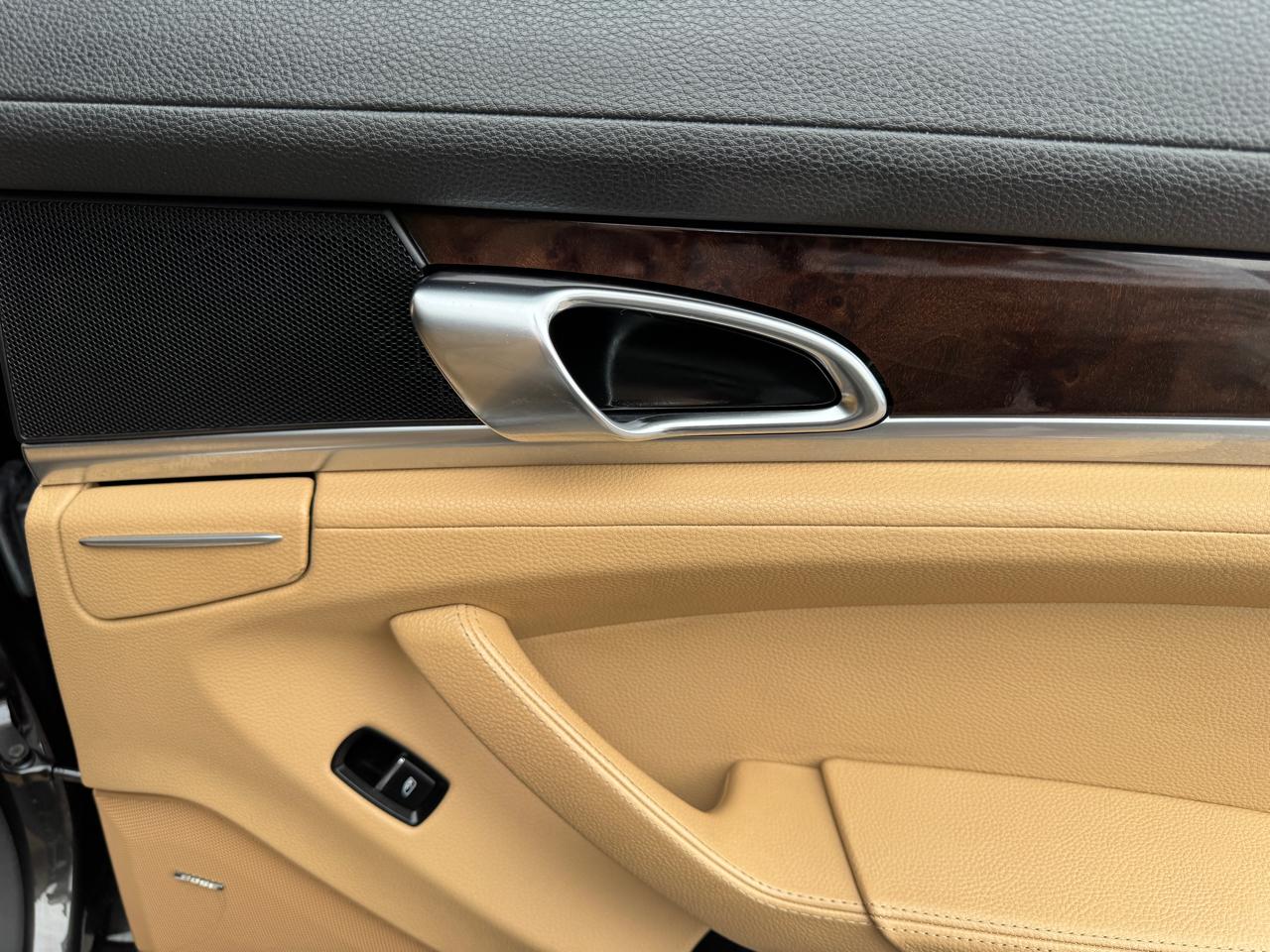 Porsche Panamera 4dr HB 4S 2015