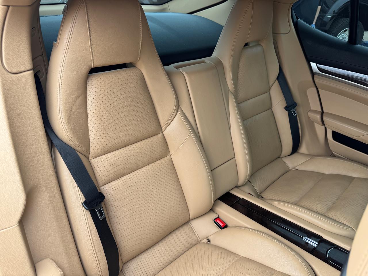 Porsche Panamera 4dr HB 4S 2015